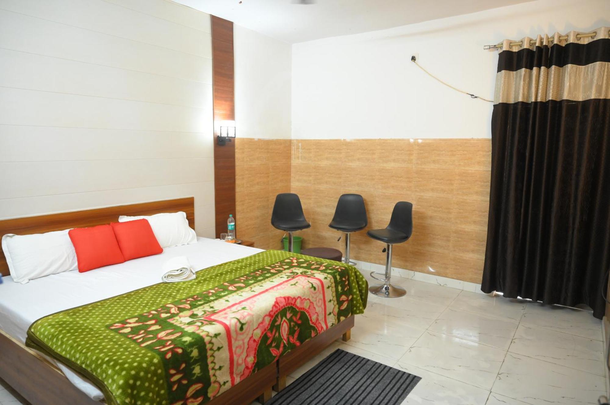 Hotel Starlight Meerut Exterior photo