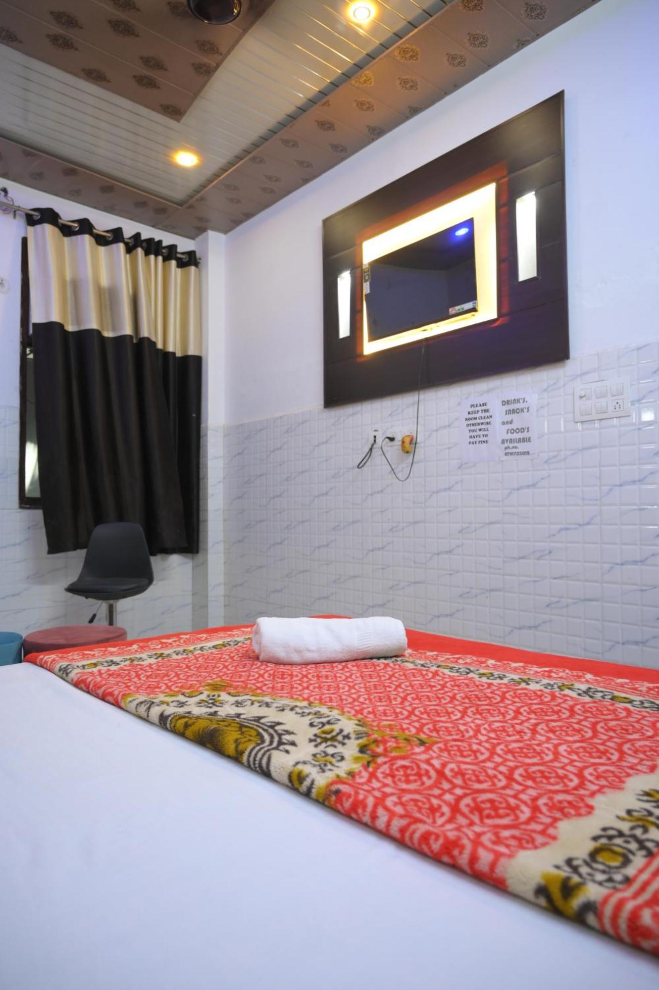 Hotel Starlight Meerut Exterior photo
